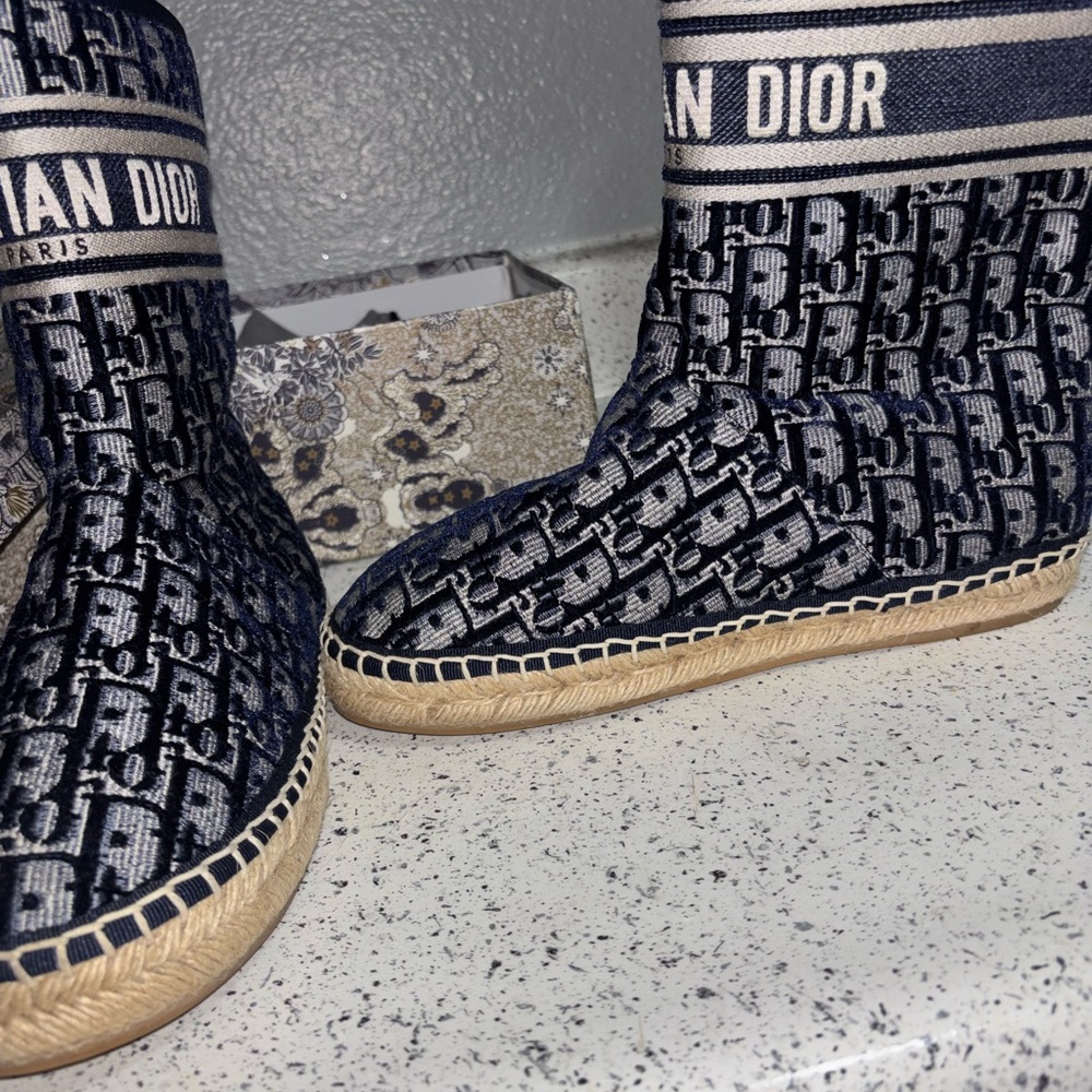 Dior Navy and Cream Espadrilles - Picture 5 of 7